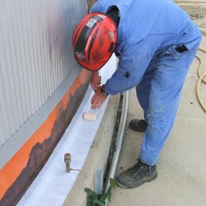 viscotaq-EZ-Wrap-on-tank-chime-dist-by-indumar